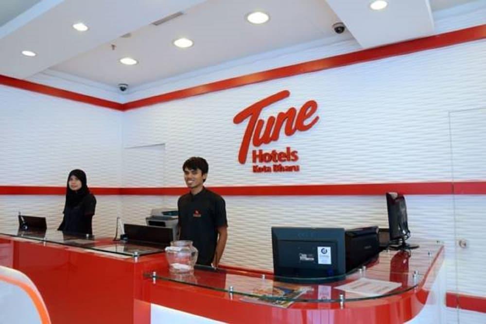 Tune Hotel - Kota Bharu City Centre Екстериор снимка