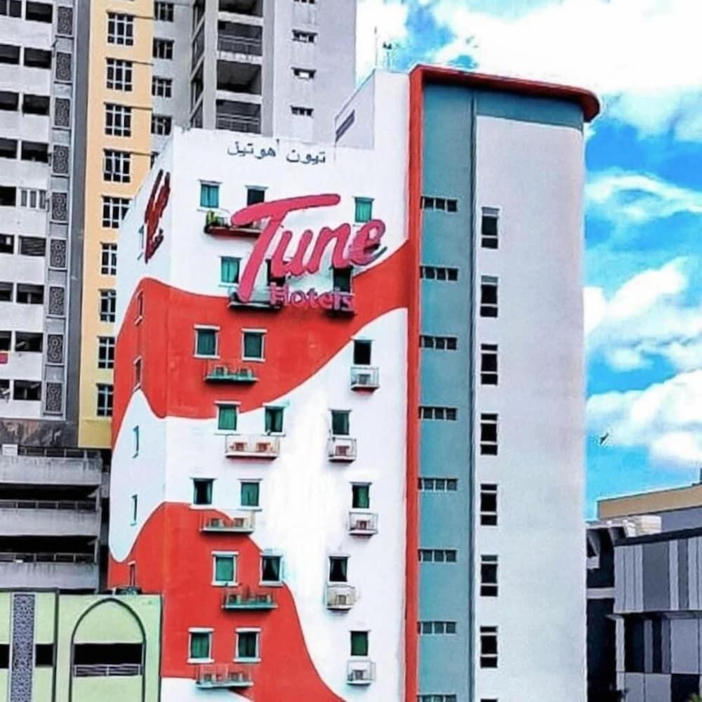 Tune Hotel - Kota Bharu City Centre Екстериор снимка