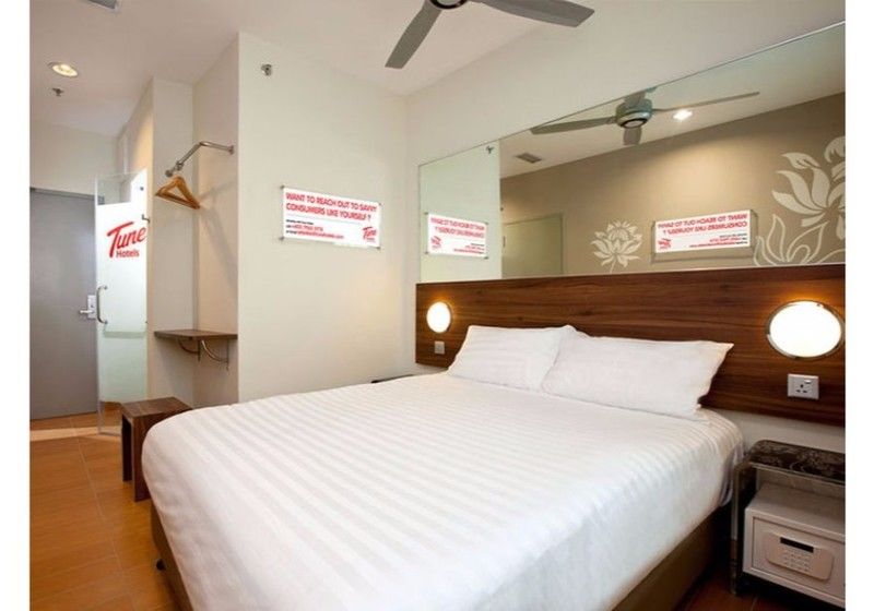 Tune Hotel - Kota Bharu City Centre Екстериор снимка